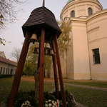 Приклади фотографій: Canon EOS 300D + Canon EF-S 10-22mm f/3.5-4.5 USM